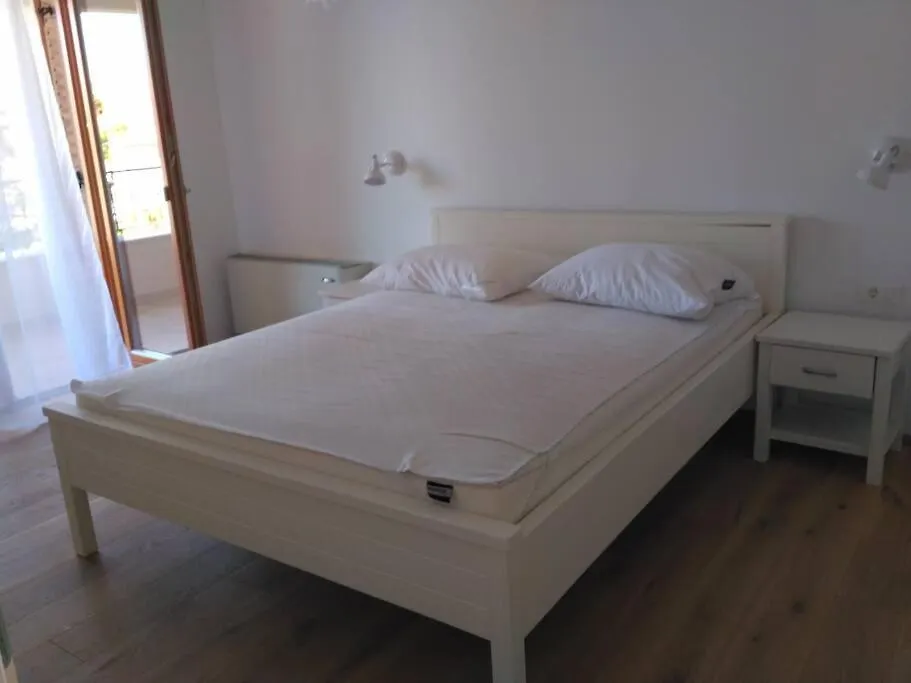 Apartment Summer Home Baska  Croatia